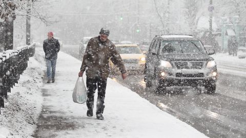 На Рівненщині очікується сильний снігопад