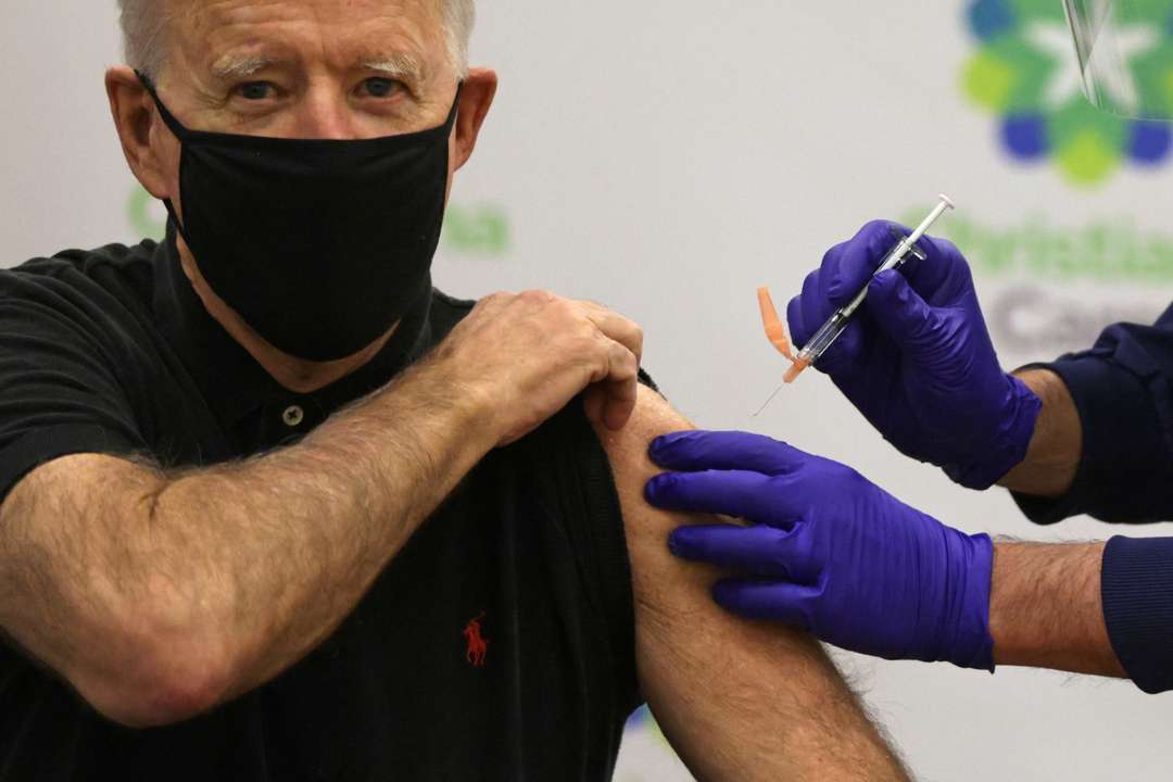 Вакцинувати від коронавірусу 100% населення не вдасться – Степанов