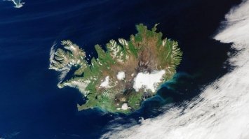 Ісландія очима супутника