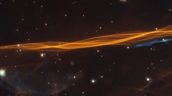 Телескоп Хаббл сфотографував туманність «Вуаль»