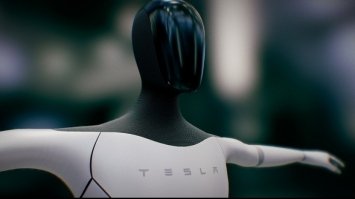 У Tesla назвали терміни презентації прототипу людиноподібного робота