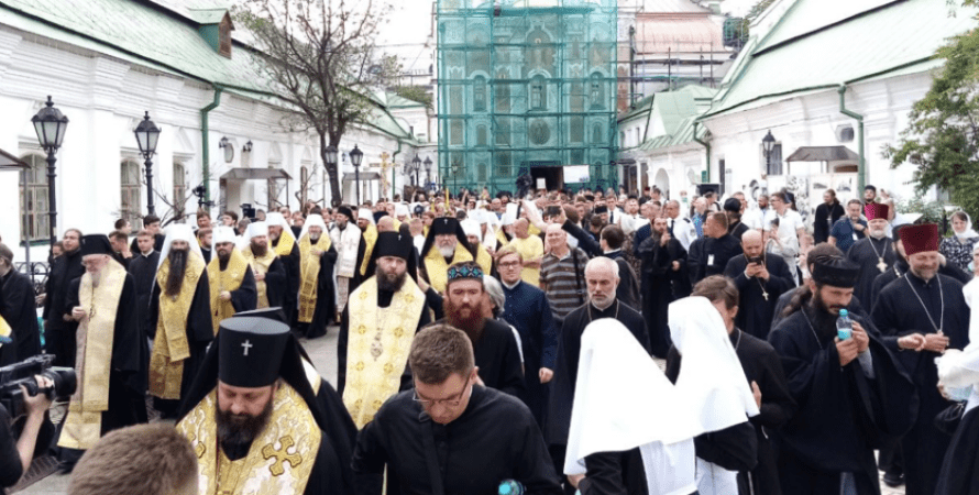 350 тисяч осіб пройшлися Хресним ходом в Києві (відео)