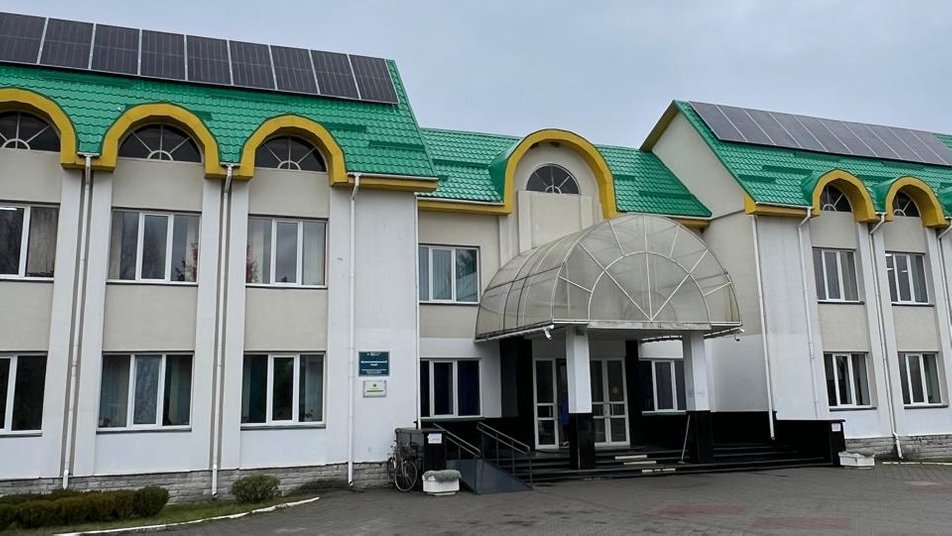 Безперервне навчання: ліцей має сонячну електростанцію 