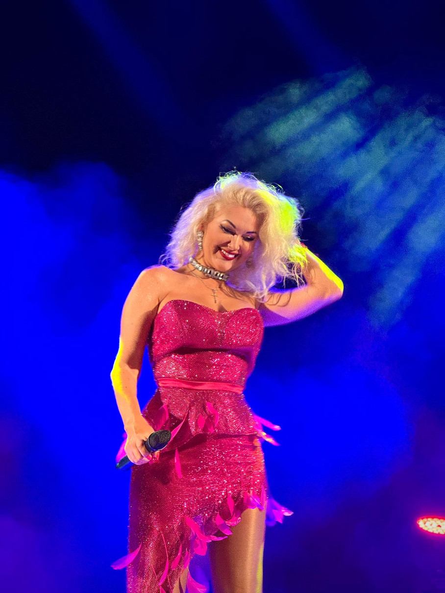 Бужинська розповіла про свої заробітки, витрати та спільний бюджет із чоловіком