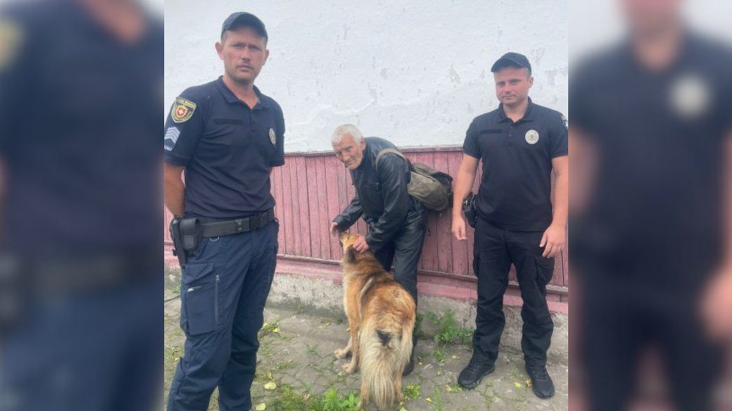 Допоміг собака: заблукалого у лісі пенсіонера поліцейські знайшли швидко