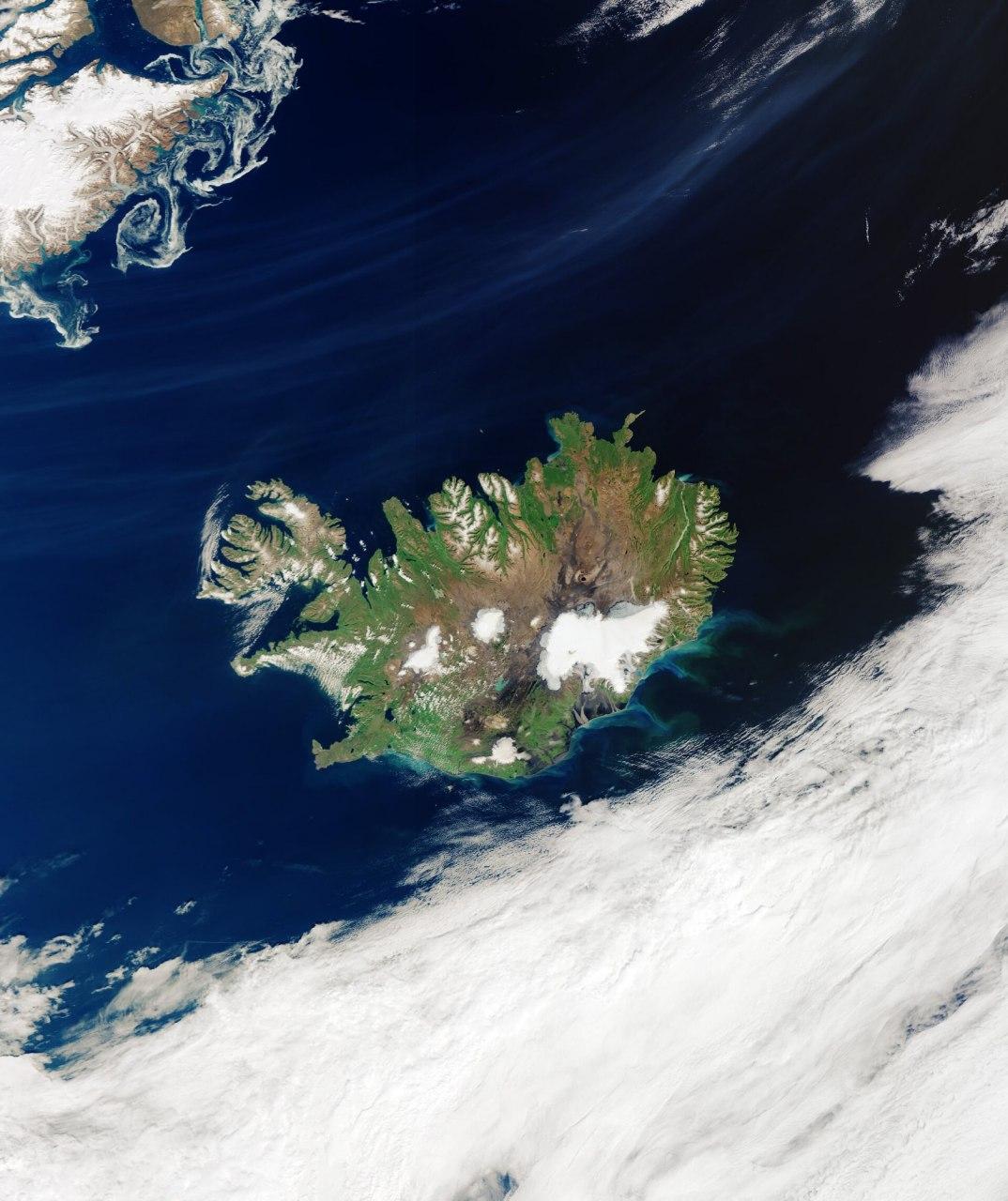 Ісландія очима супутника