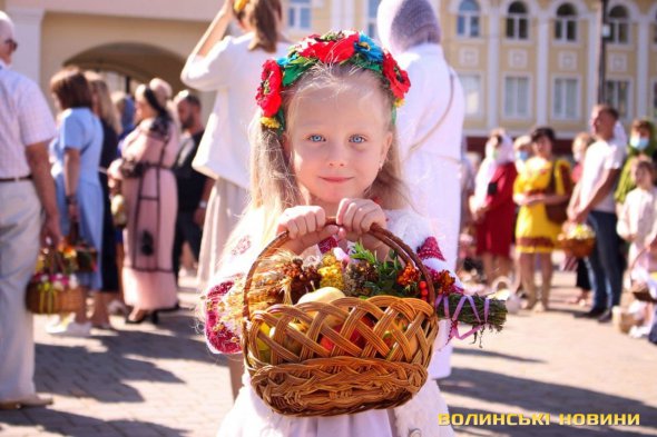 Медовий Спас або Маковія:  що освячують, які заборони і звичаї дня