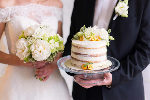 Молодята змусили гостя доплатити за з`їдений на весіллі другий кусень торта