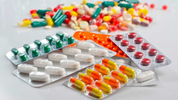 На АЗС можна купити ліки, але не всі