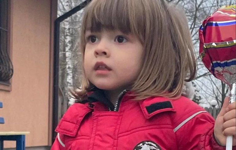 На Київщині знайшли тіло чотирирічного хлопчика, який тікав від росіян з бабусею на човні