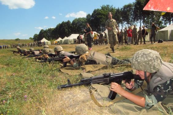 На полігоні курсант розстріляв військовиків - двоє загинули