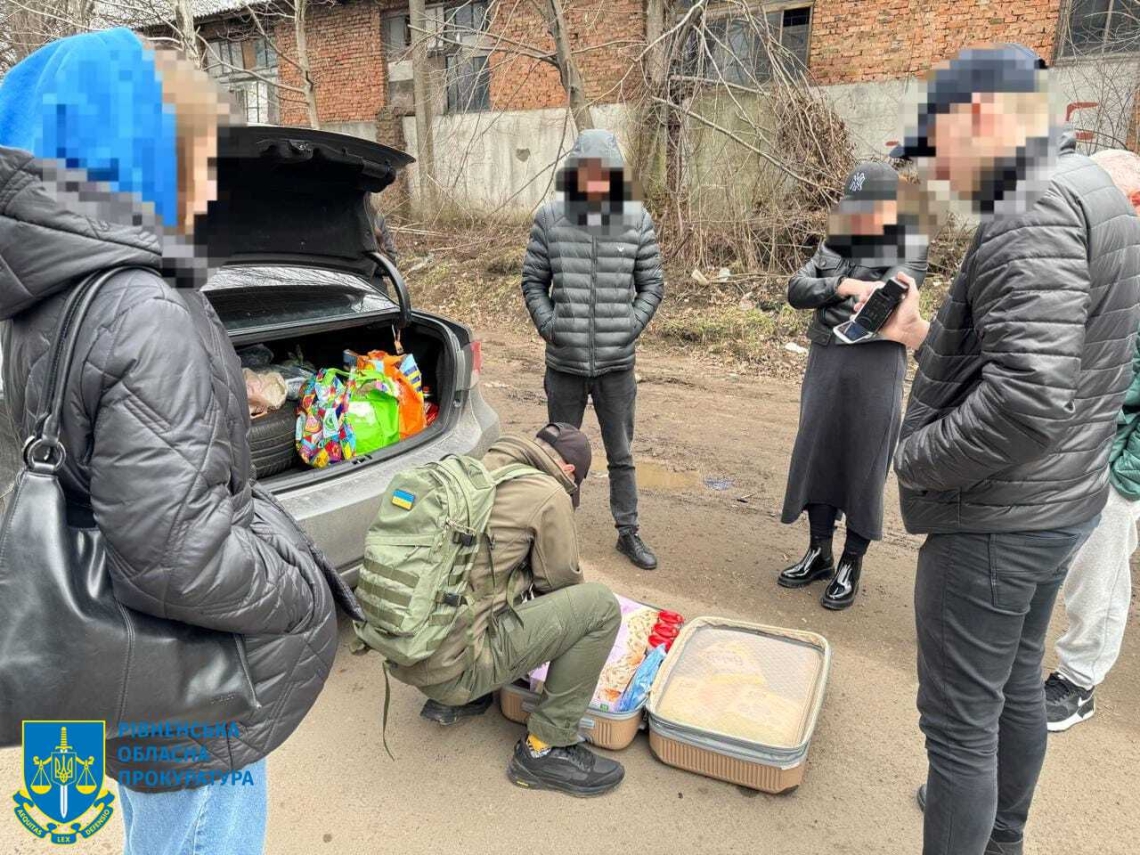 На Рівненщині судитимуть жінку, яка перевозила прекурсори під виглядом прального порошку 