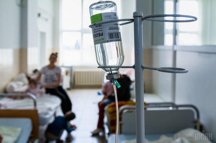  На Рівненщині  у лікарнях збільшують кількість ліжок для хворих з COVID-19