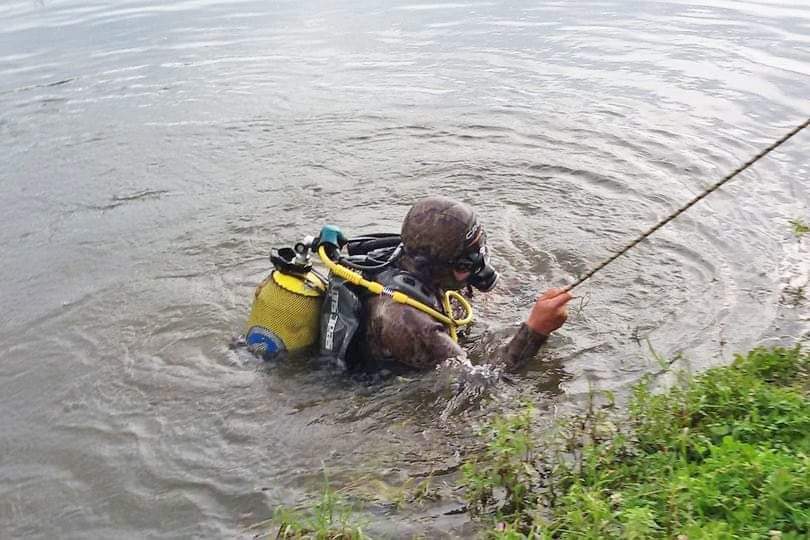 На Рівненщині у річці знайшли мертвого чоловіка