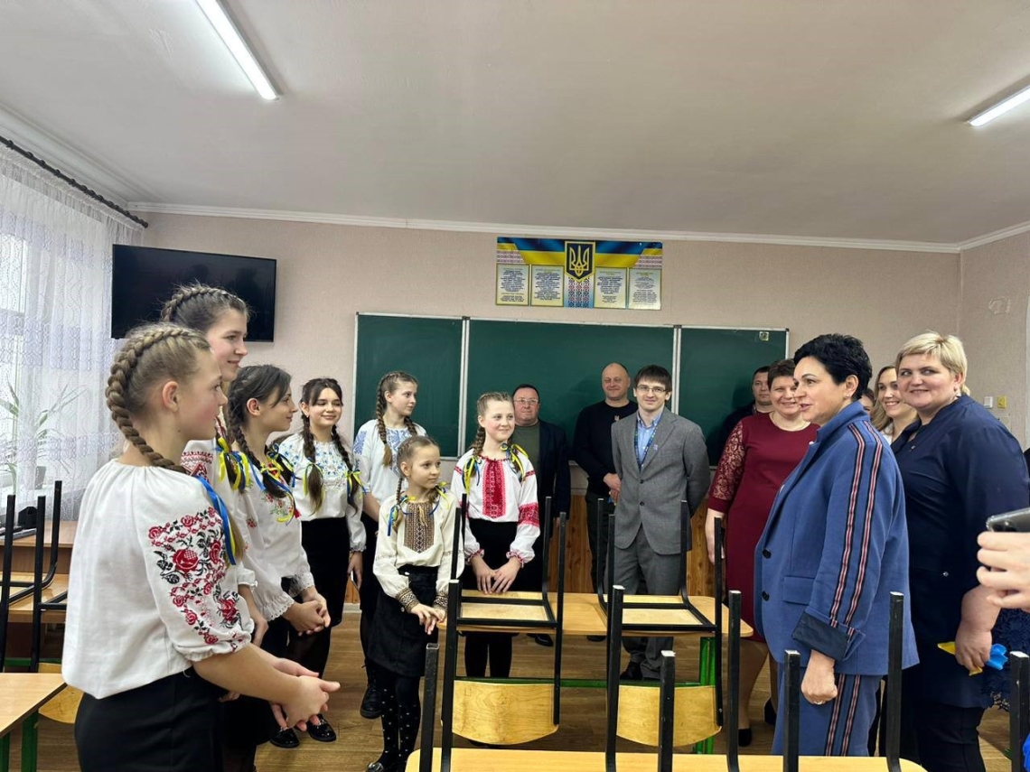 На Рівненщині відбудували школу, яку пошкодили уламки російського дрона