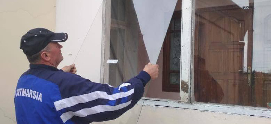 На Здолбунівщині відновили вікна, пошкоджені авіаударами (Фото)