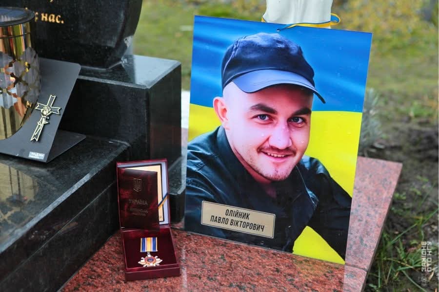 Нагородили посмертно: родинам загиблих бійців вручили нагороди