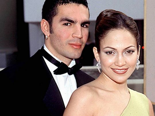 Не вдавай із себе жертву: перший чоловік Дженніфер Лопес публічно звернувся до неї