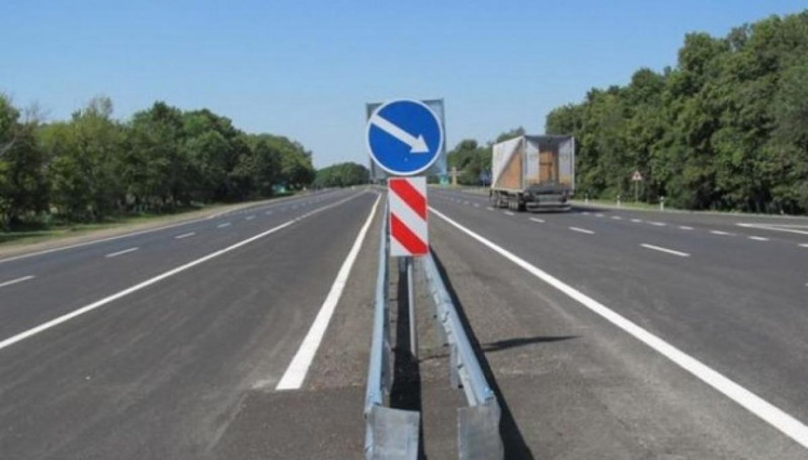 Нові розв’язки, тротуари та освітлення: трасу Київ-Чоп готують до капремонту
