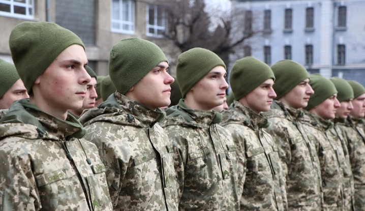 Осінній призов-2021: до війська з Рівненщини відбули дві сотні строковиків