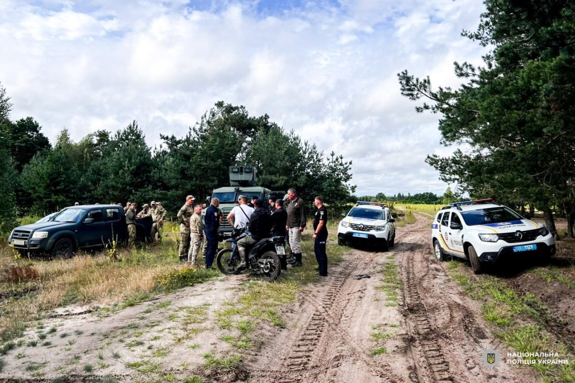 Пішов у ліс по гриби та заблукав: на Рівненщині розшукують пенсіонера