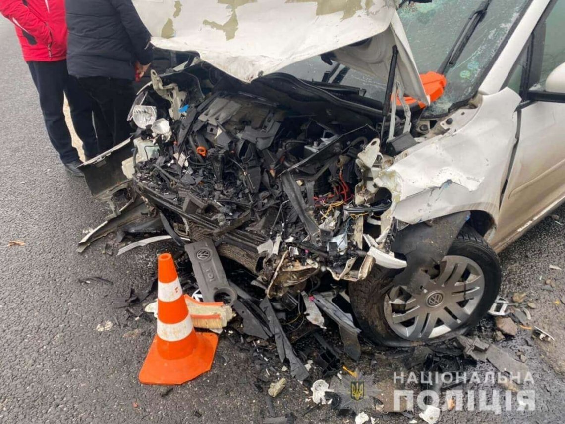 Понівечені автівки: поліція прокоментувала масштабну ДТП на Волині (ФОТО)