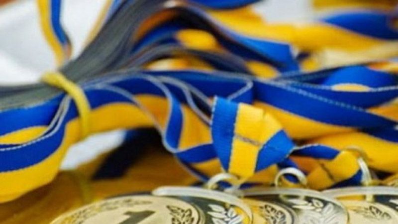 Президентські стипендії отримають 12 спортсменів з Рівненщини 