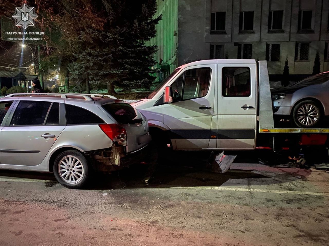 П’яний водій протаранив шість автомобілів і втік 