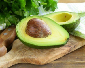 Що буде, якщо їсти недозріле авокадо