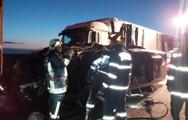 Смертельна аварія: Мікроавтобус в якому їхали українці до Угорщини розбився на кордоні
