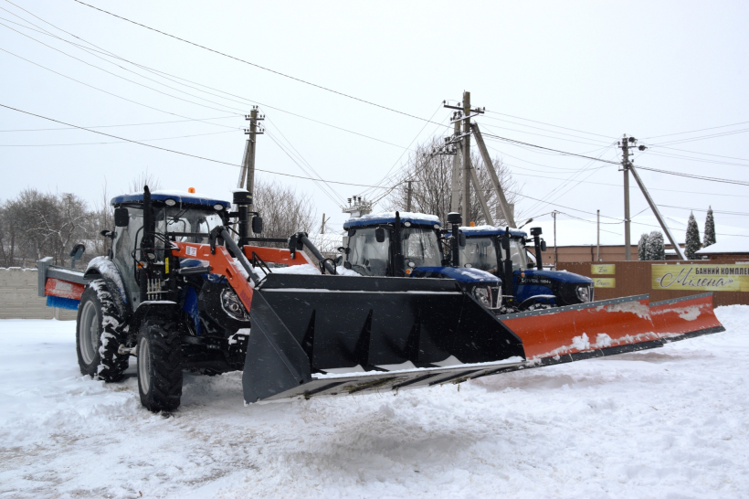 Спецтехніка - на дорогах Рівненщини: найскладніша ситуація  у Рівненському районі