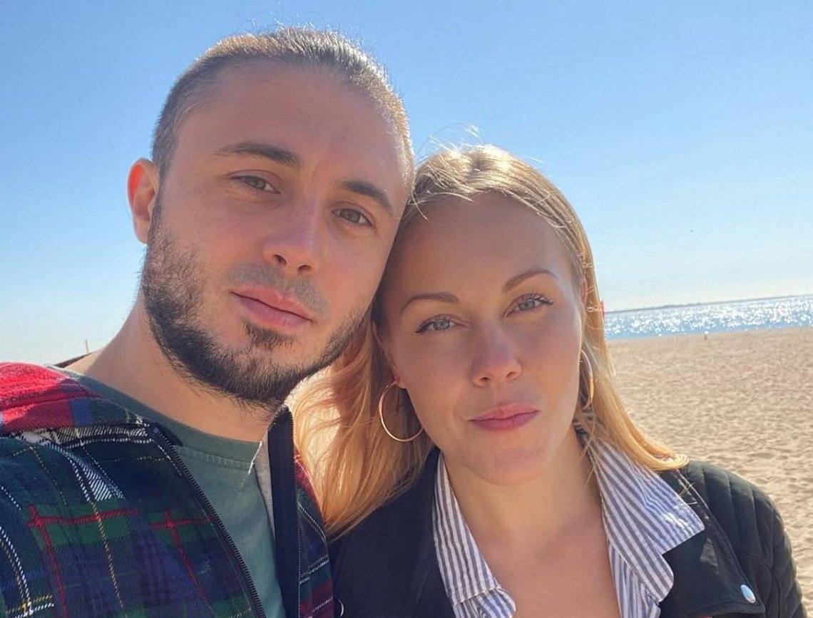 Тополя назвав суму, в яку їм із ексдружиною обійшлося відновлення квартири після обстрілу