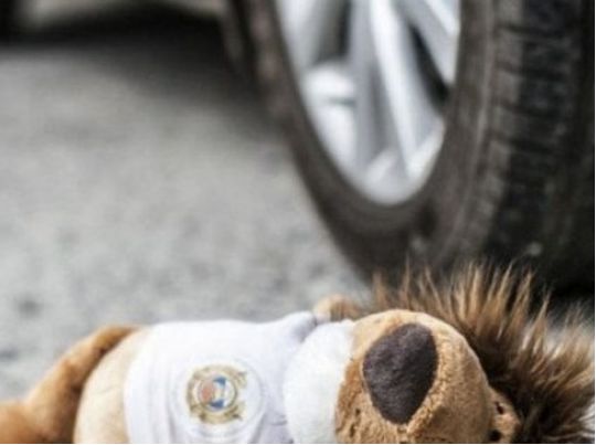 Трагедія на Волині: 11-річний хлопчик наїхав на сестру автомобілем — дитина загинула
