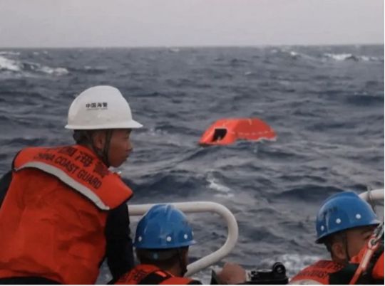  Трагедія в морі: паром з сотнями людей пішов на дно