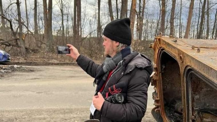 У Бучі знімуть документальний фільм про звірства росіян — до України вже прибув відомий сценарист