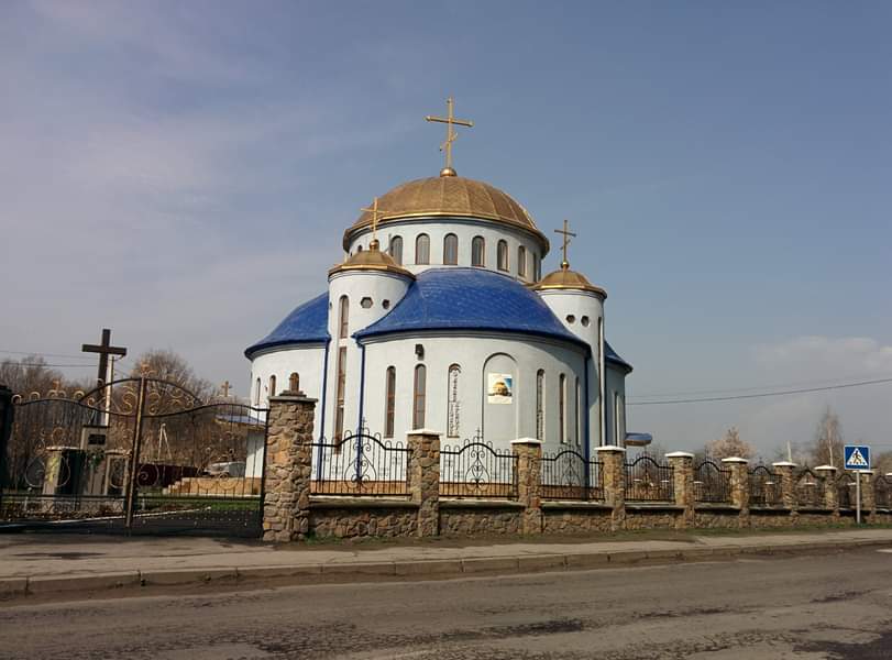 У Квасилові ввели обмеження на паркування біля храмів у Великодню ніч