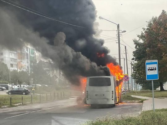 У Львові під час руху спалахнув рейсовий автобус з пасажирами