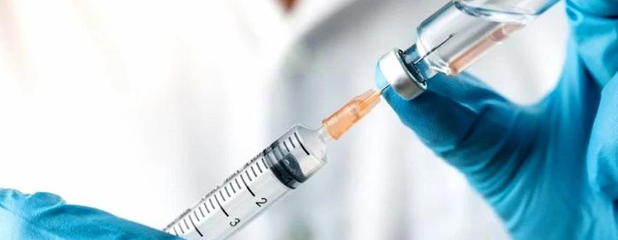 У Німеччині медсестра-антивакцинаторка колола людям замість вакцини  Pfizer - фізрозчин