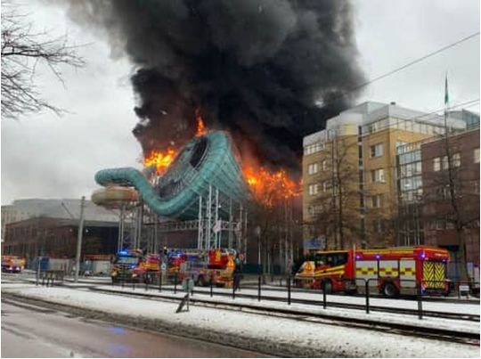 У Швеції вибухнув найбільший в країні аквапарк: є постраждалі 