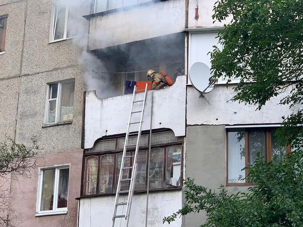 В Рівному у житловому будинку сталася пожежа на балконі