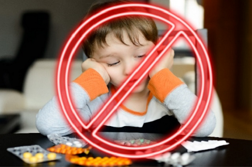 В Україні хочуть заборонити продаж ліків дітям до 14 років