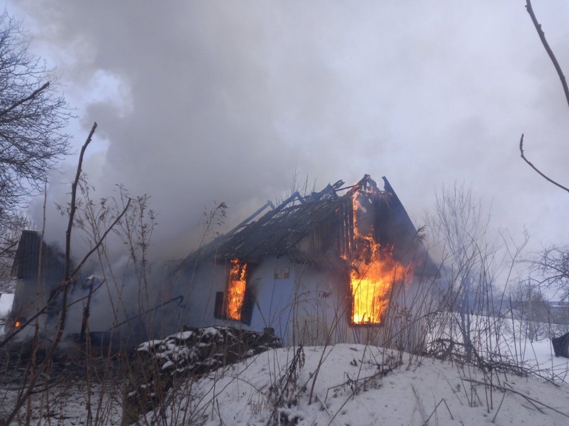 Відновленню не підлягає: на Рівненщині згорів будинок