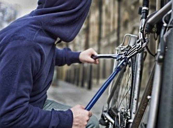 Викрадача велосипеда знайшли завдяки Фейсбуку