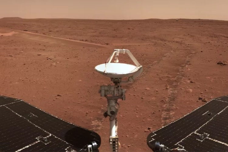 Вода на поверхні Марса була значно довше, ніж було прийнято думати