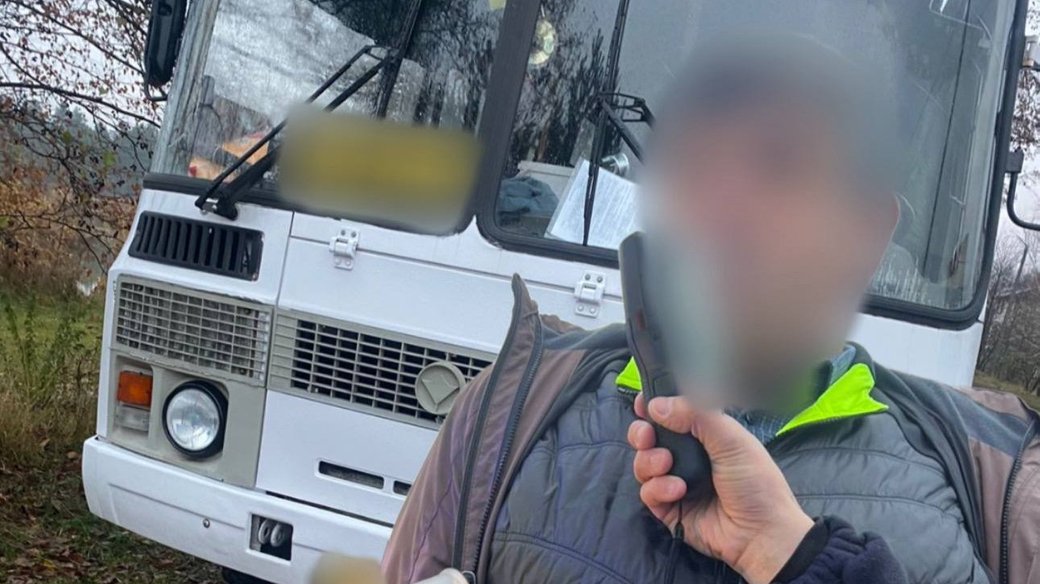 Водій напідпитку віз пасажирів у маршрутці