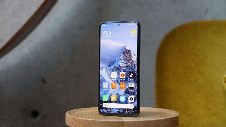 Xiaomi випустить два телефони з маленькими екранами