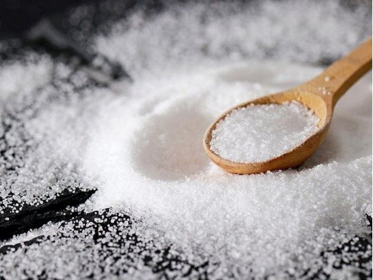 Якщо приймаєте препарати від гіпертонії — менше їжте солі