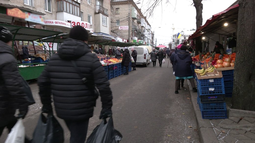 Ярмарок біля центрального ринку в Рівному працюватиме поки до лютого