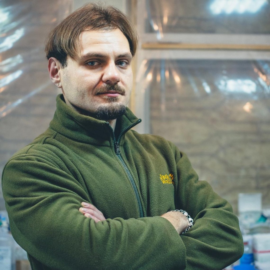 Залишив операційну заради фронту