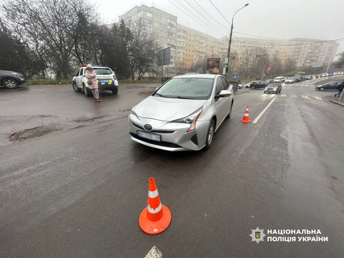 Збила дівчинку на пішохідному переході